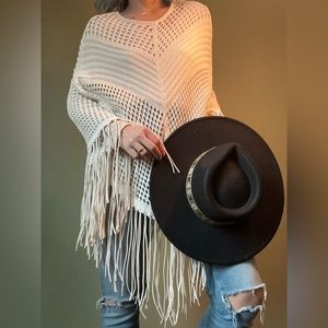 CHICO’S Poncho